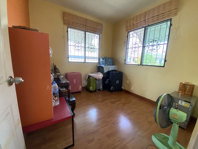 Pruksa Ville 10 Petchkasem-Phutthamonthon Sai 4, Nakhon Pathom