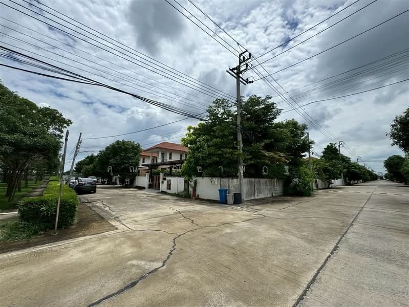 Baan Fuengsuk 5, Nonthaburi