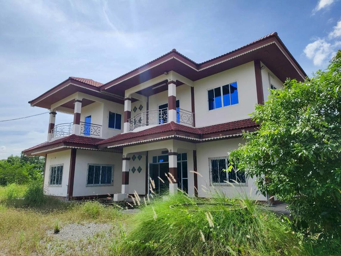 Single-detached house, outside Nakornsawan Project, Tak Fa, Nakornsawan