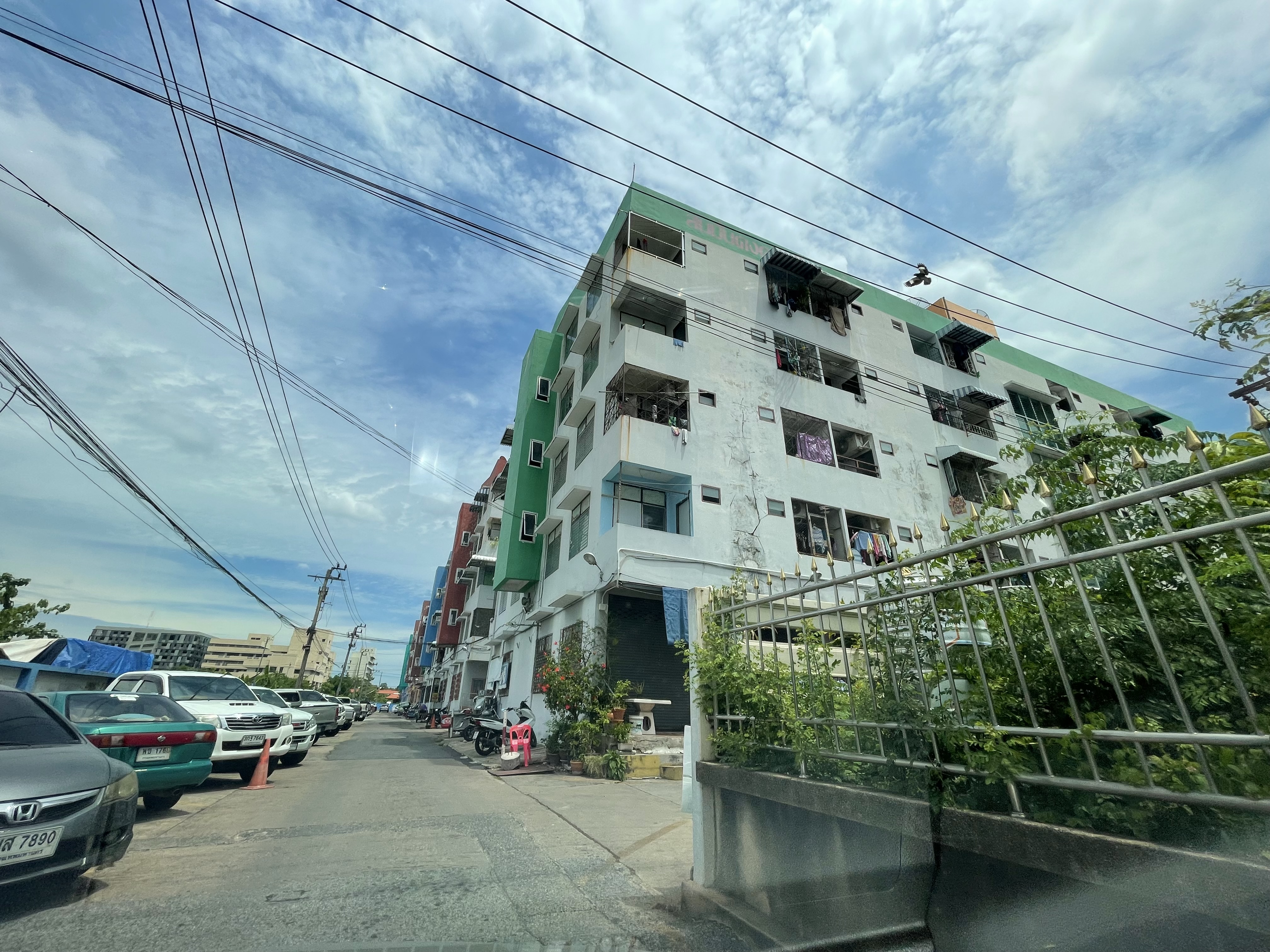 Sinmankong Condo Town