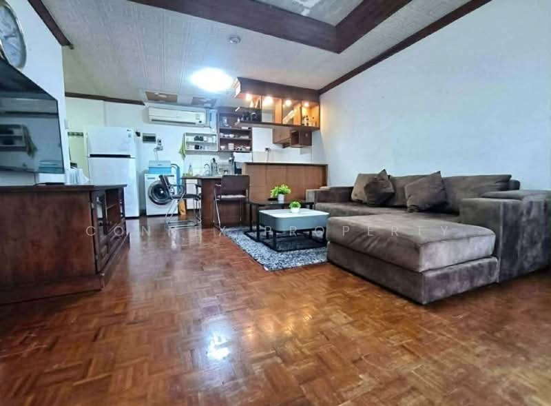 Vibhavadi Suite, Bangkok