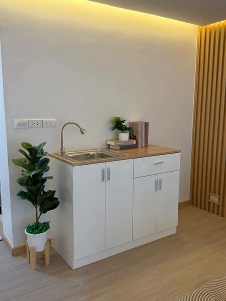 City Villa, Bangkok