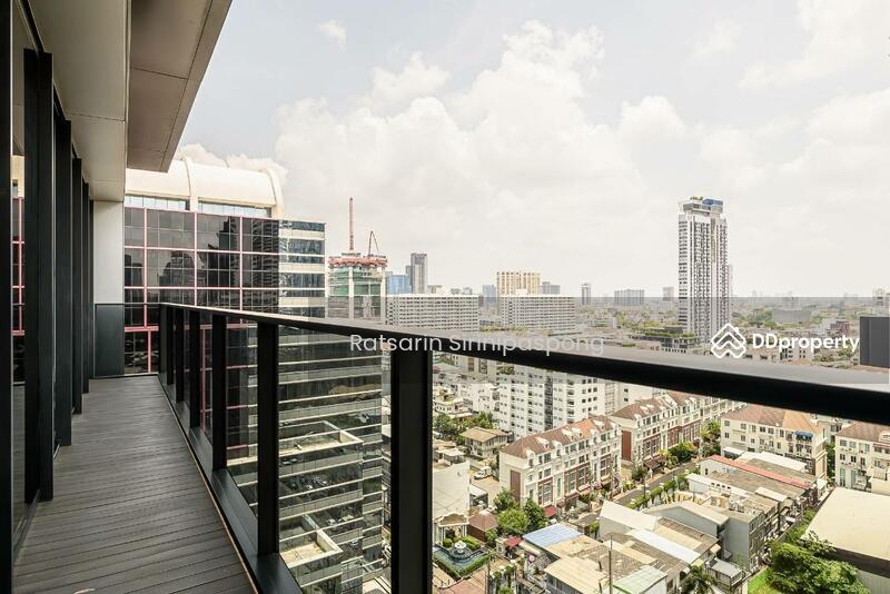 Tela Thonglor 13, Bangkok