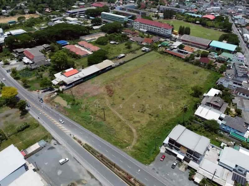 Beautiful plot of land,next to the main road, 1317 Orange Plan, area 9-0-21 rai, San Kamphaeng, Chiang Mai