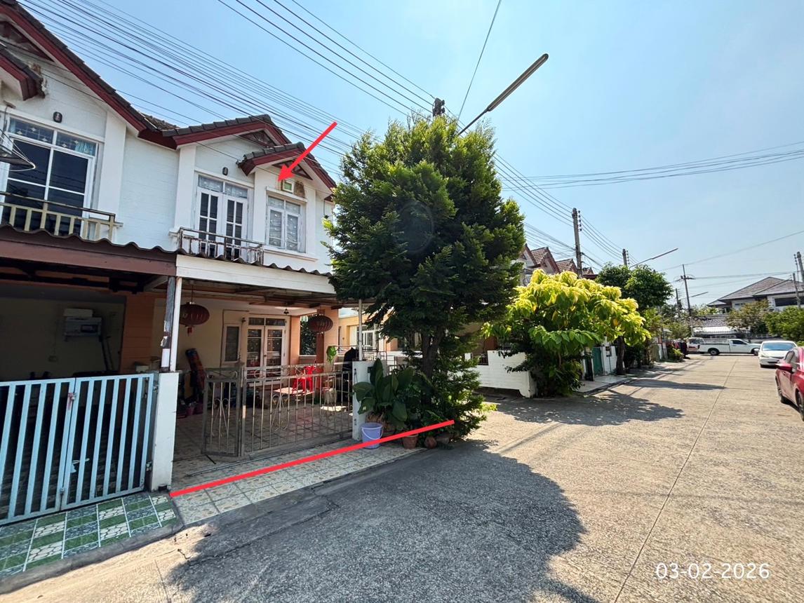 Townhouse Pruksa Phan Lumphaya Nakhon Pathom Province Nakhon Pathom