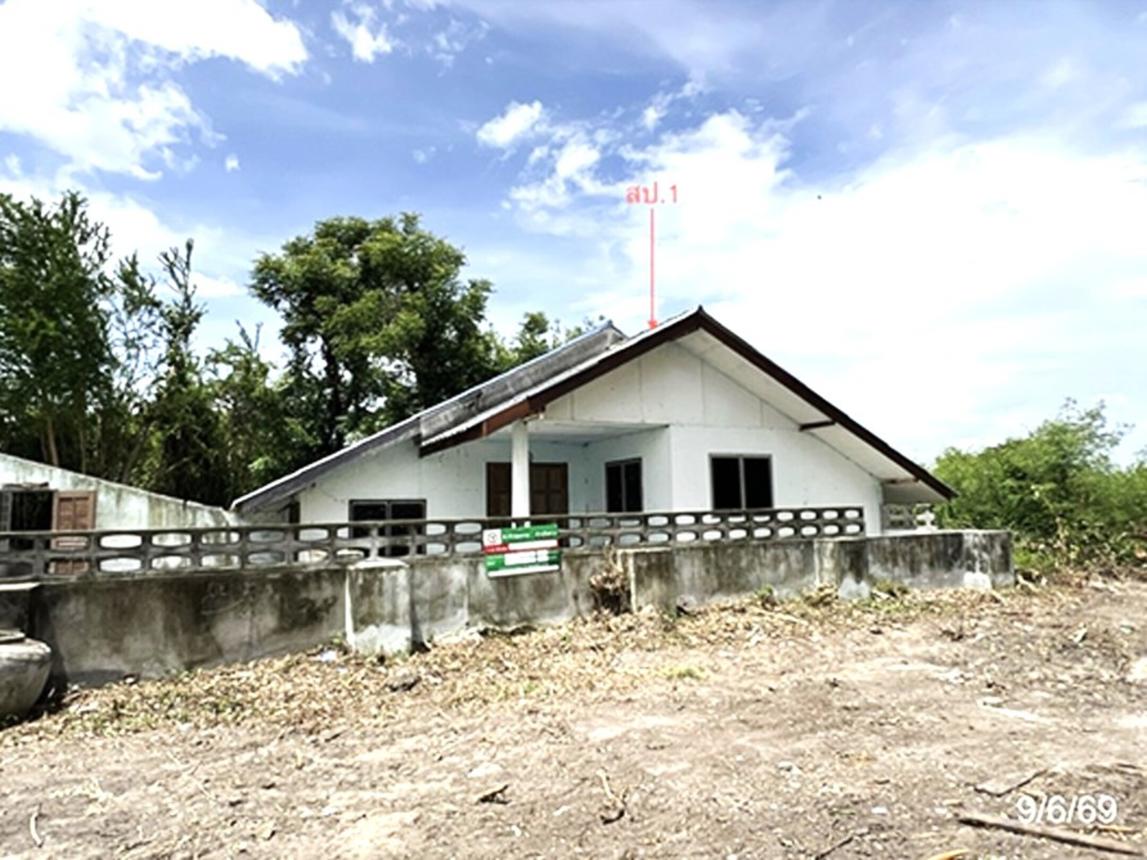 Single-Family Home in Nakhon Sawan, Nakhon Sawan