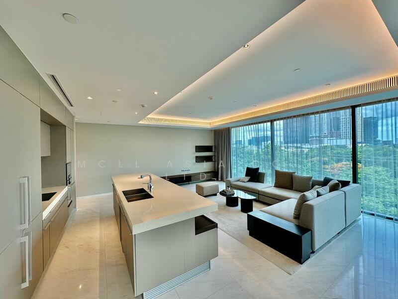 Sindhorn Tonson, Bangkok
