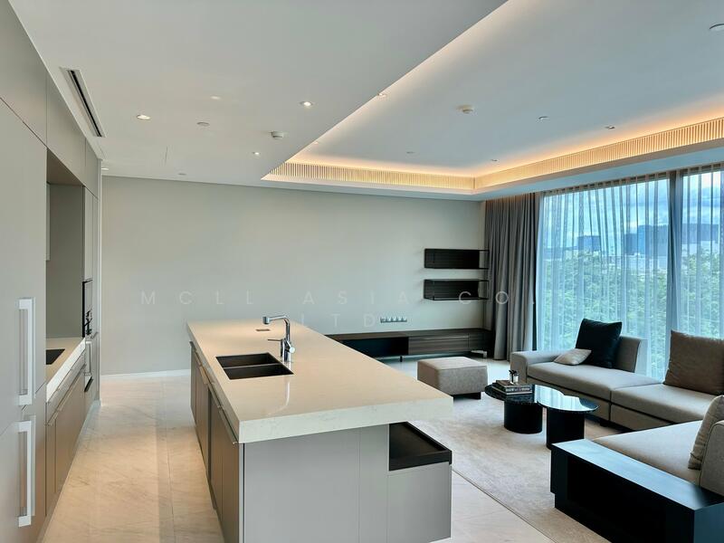 Sindhorn Tonson, Bangkok