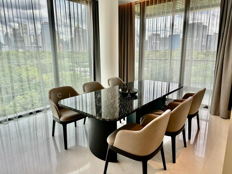 Sindhorn Tonson, Bangkok