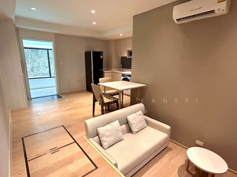 Runesu Thonglor 5, Bangkok