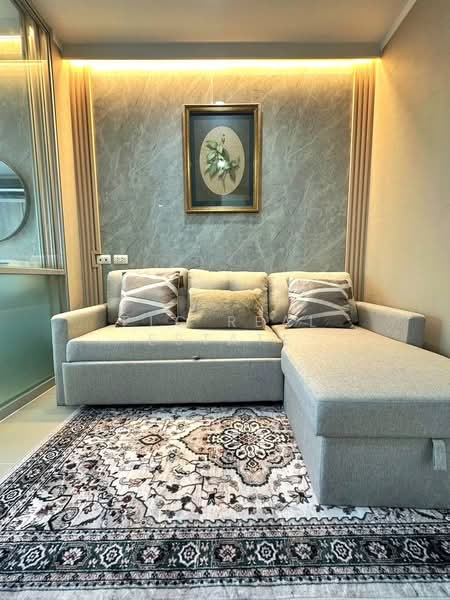 5 Bedroom Pool Villa for Sale East Pattaya, Chon Buri (Pattaya)