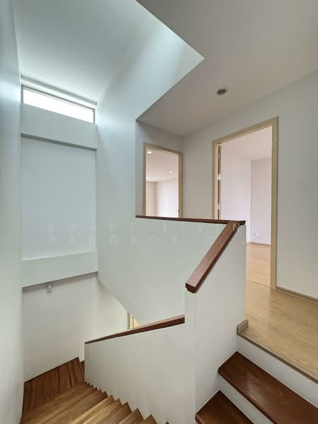 Qualitia Sukhumvit 62, Bangkok