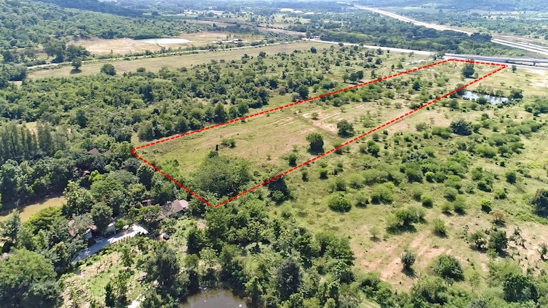 Vacant Land size 80x500 m.