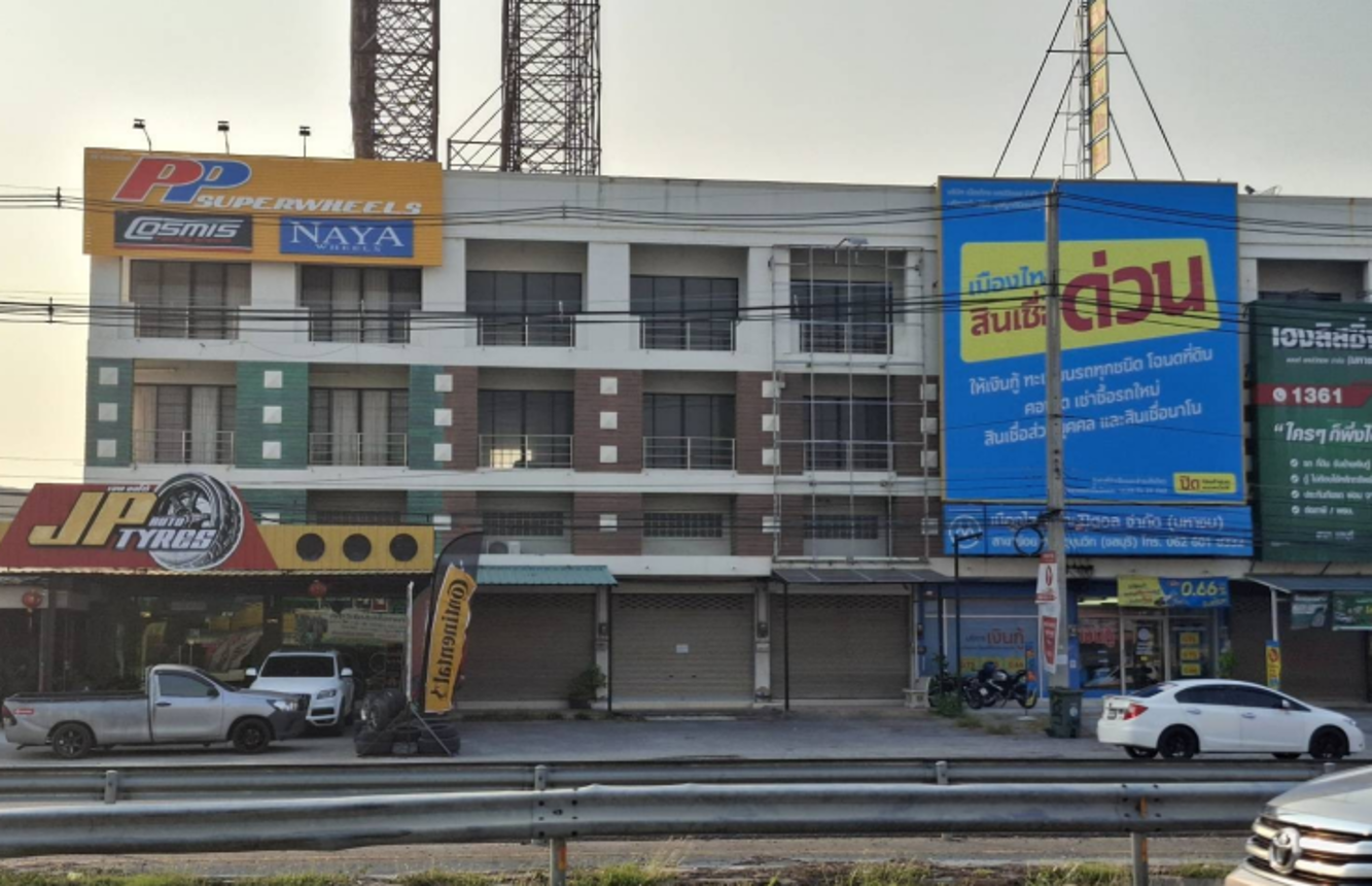 Commercial Building in Chonburi City, Chonburi Province
