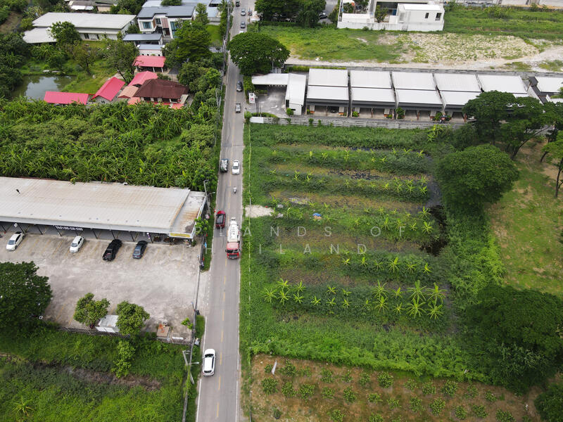ขาย ที่ดิน เลียบด่วนเอกมัย-รามอินทรา (เหมาะสร้าง บ้านหรู + สำนักงาน) เนื้อที่ 2-0-72 ไร่ ถนน 7.5 m., Bangkok
