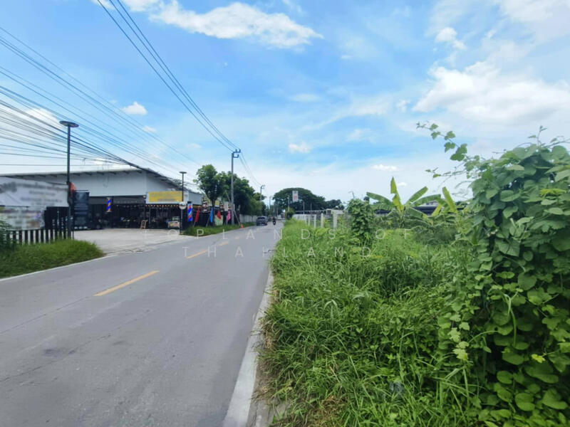 ขาย ที่ดิน เลียบด่วนเอกมัย-รามอินทรา (เหมาะสร้าง บ้านหรู + สำนักงาน) เนื้อที่ 2-0-72 ไร่ ถนน 7.5 m., Bangkok