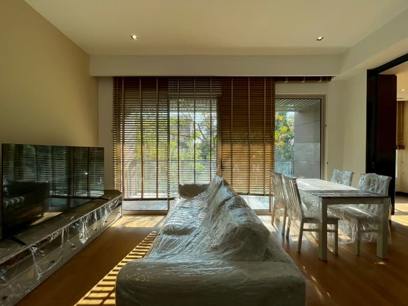 The Lofts Yennakart, Bangkok
