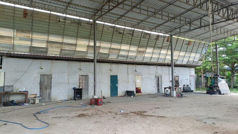 Land with existing buildings for sale in Takian Tia, Bang Lamung., Chon Buri (Pattaya)