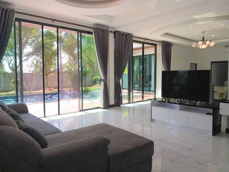 3-BR Villa, Chon Buri (Pattaya)