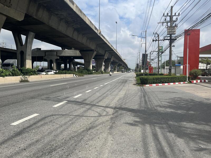 ที่ดิน 3-3-36 ไร่ ติดบางนา กม.10 ขาเข้า, Samut Prakan