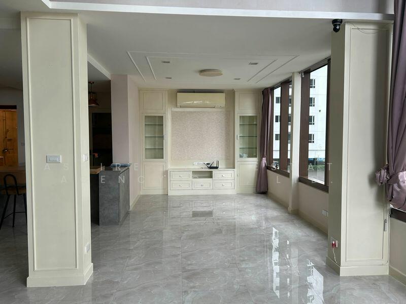 The Emporio Place, Bangkok