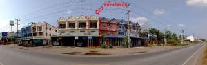Commercial Shop House in Thap Khlo, Phichit