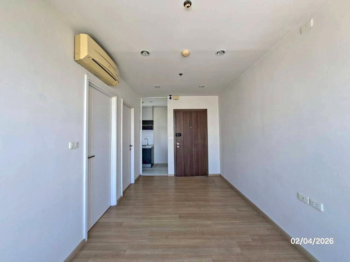 Condominium The Base Bang Kaeo Pak Kret Nonthaburi