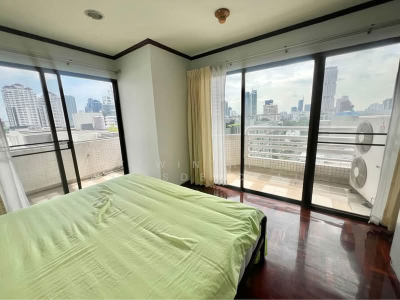 Richmond Palace, Bangkok