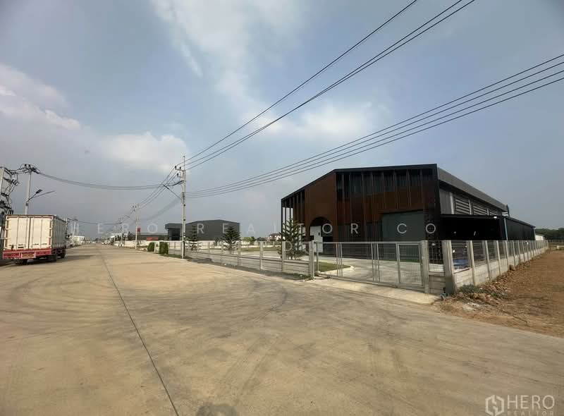 For Sale Land 3-2-91 rai in Lam Luk Ka Khlong 9, Pathum Thani HRE00951, Pathum Thani