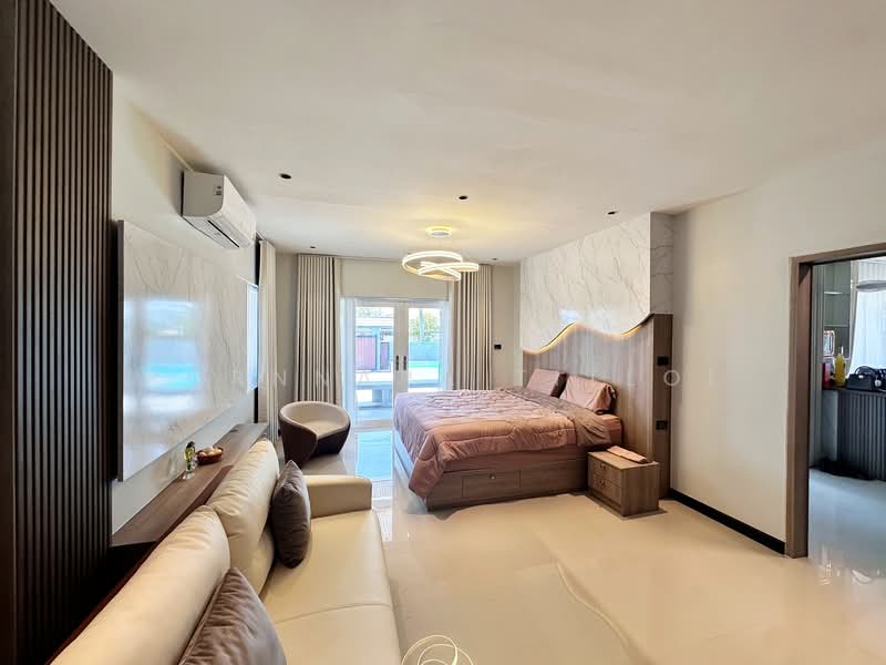 For sale villa at East Pattaya, Chon Buri (Pattaya)