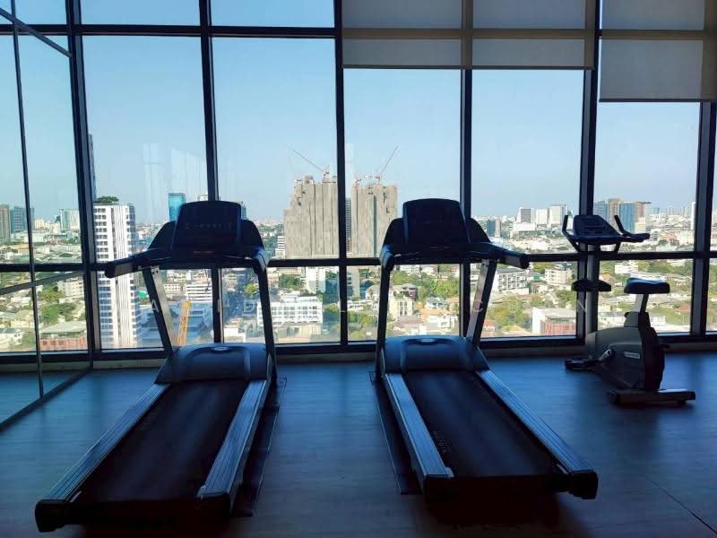 M Thonglor 10, Bangkok