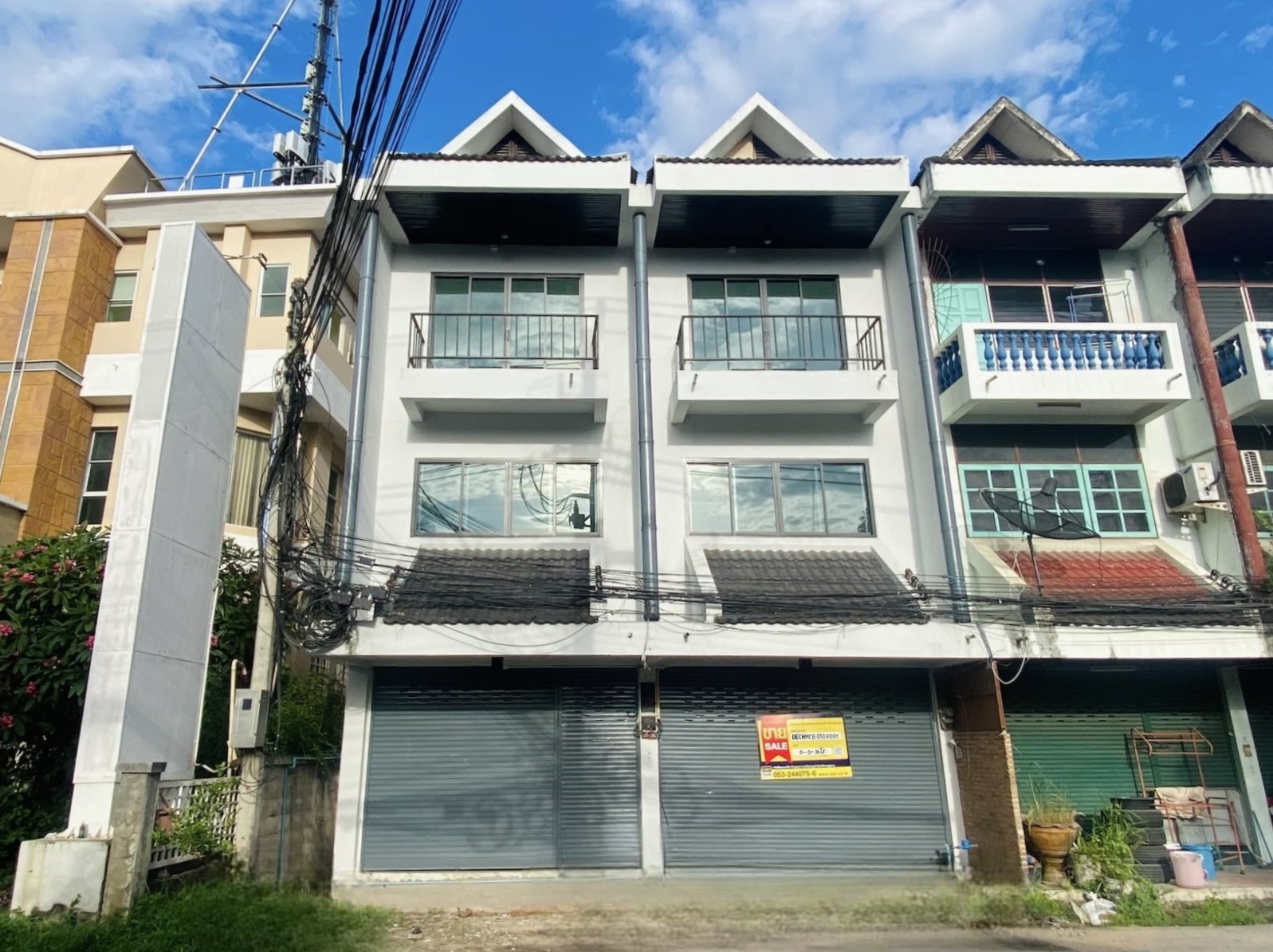 บ้านพักอาศัย 3 ชั้น สุขุมวิท เชียงใหม่ : ปรับปรุงใหม่
