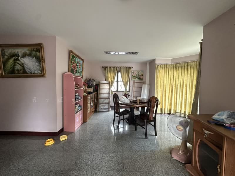Praphawan Home Rom Klao 1, Bangkok