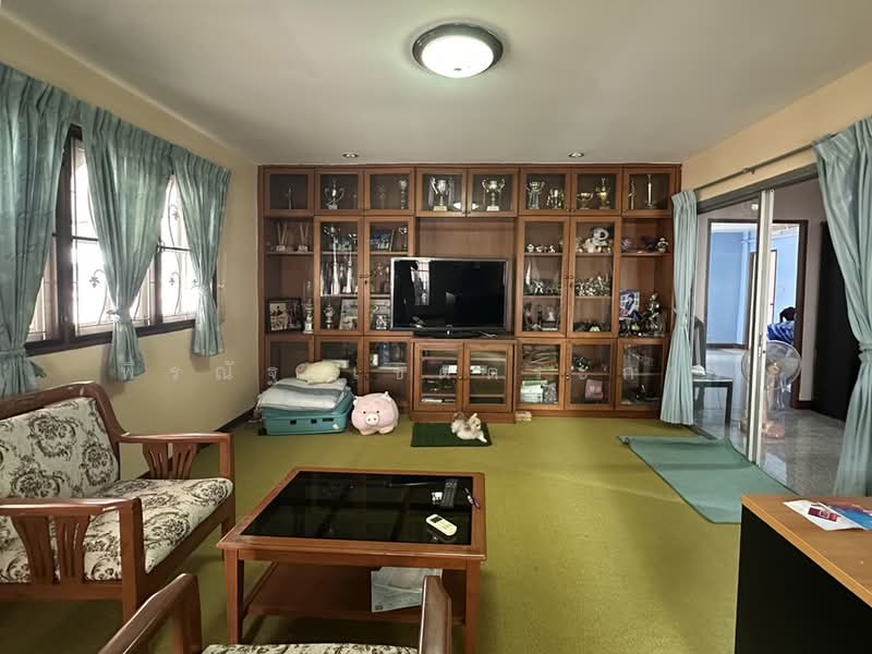 Praphawan Home Rom Klao 1, Bangkok