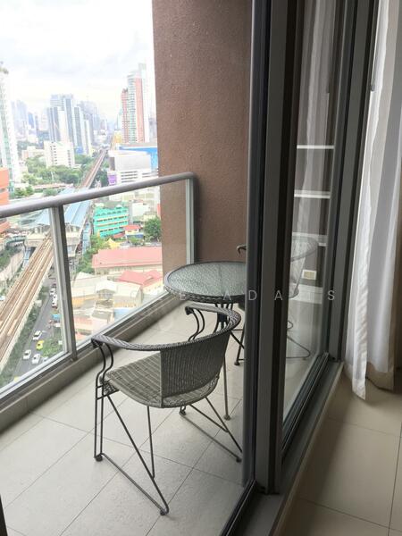 The Lofts Ekkamai, Bangkok