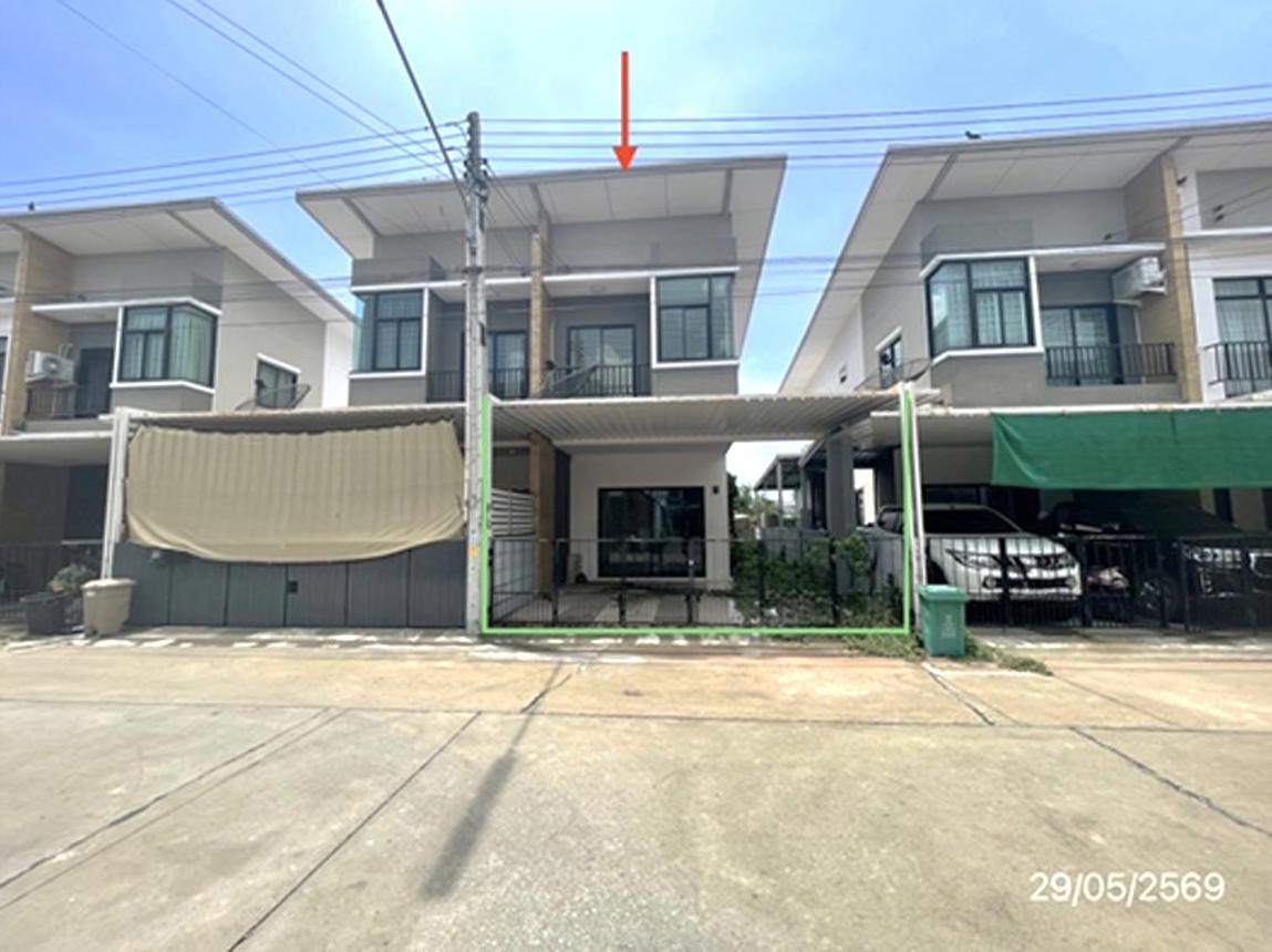 Townhouse Saen Rak 6 (Sukpruey-Soi Thephasadin 8) Pan Thong Chonburi