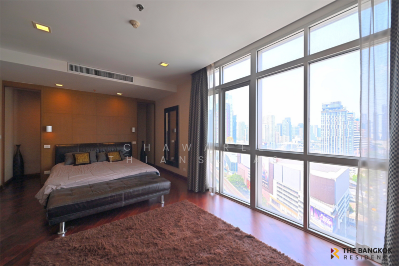 Nusasiri Grand, Bangkok