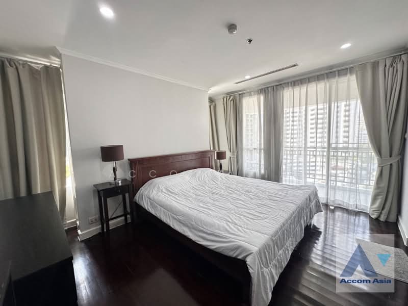 The Oleander, Bangkok