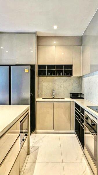 LAVIQ Sukhumvit 57, Bangkok