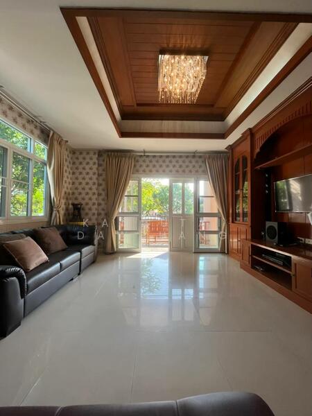 Baan Krongthong Pavilion, Bangkok