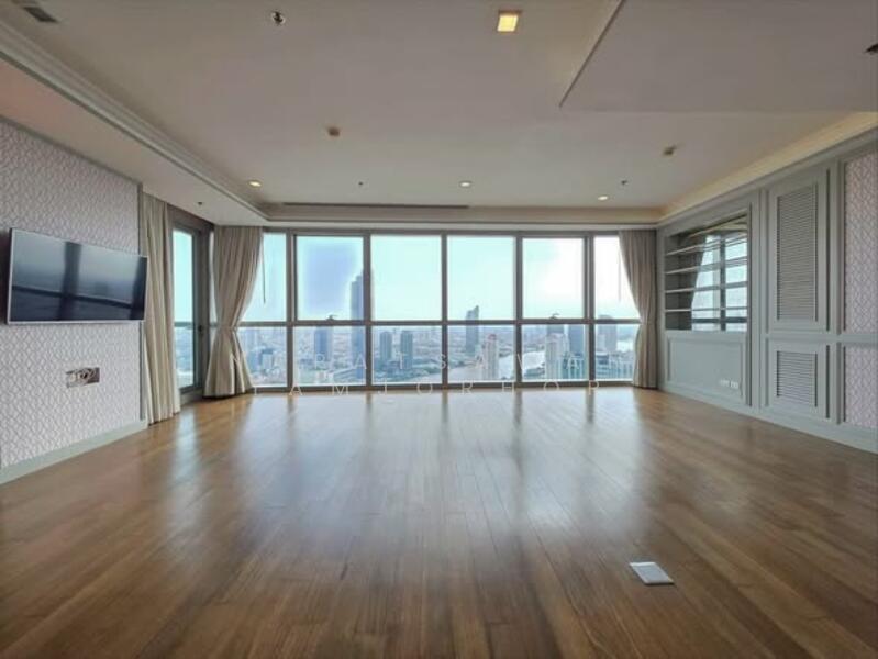 The River by Raimon Land, Bangkok