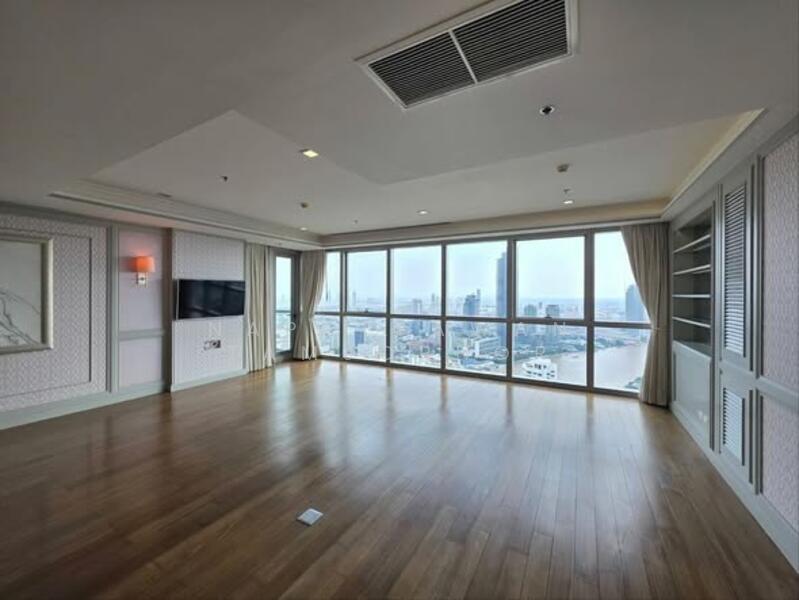 The River by Raimon Land, Bangkok
