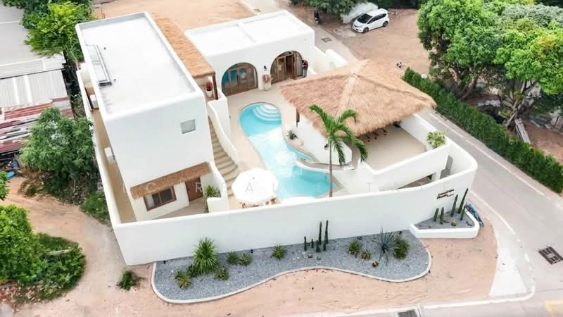 Modern Mediterranean Pool Villa for Sale Jomtien Pattaya, Chon Buri (Pattaya)