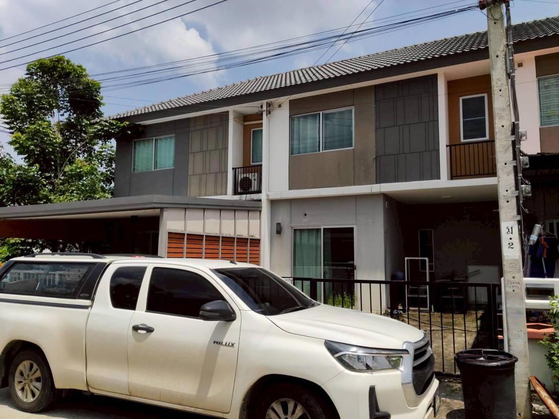 ทาวน์เฮ้าส์ บ้านพฤกษา 118 เลียบวารี-มีนบุรี หนองจอก กรุงเทพมหานคร