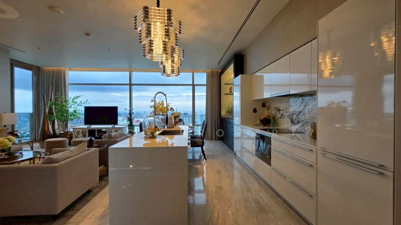 Four Seasons Private Residences, Bangkok