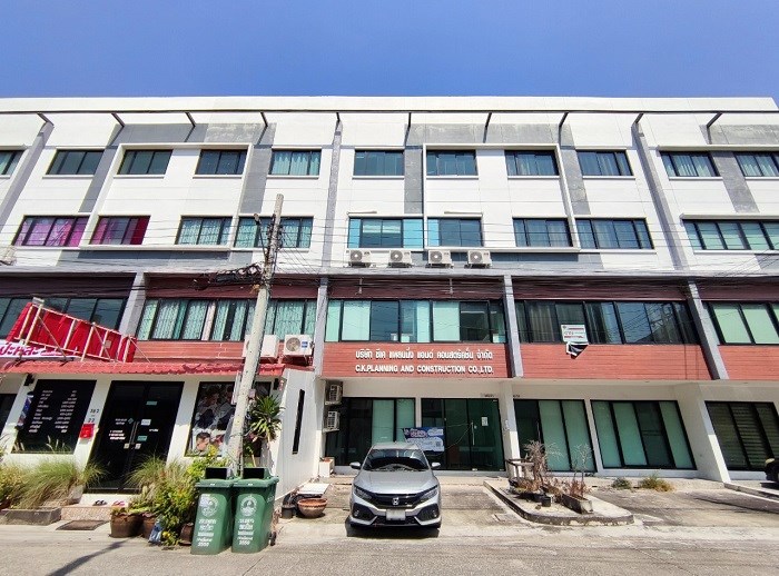 Commercial Town Townhouse Bang Sao Thong Samut Prakan