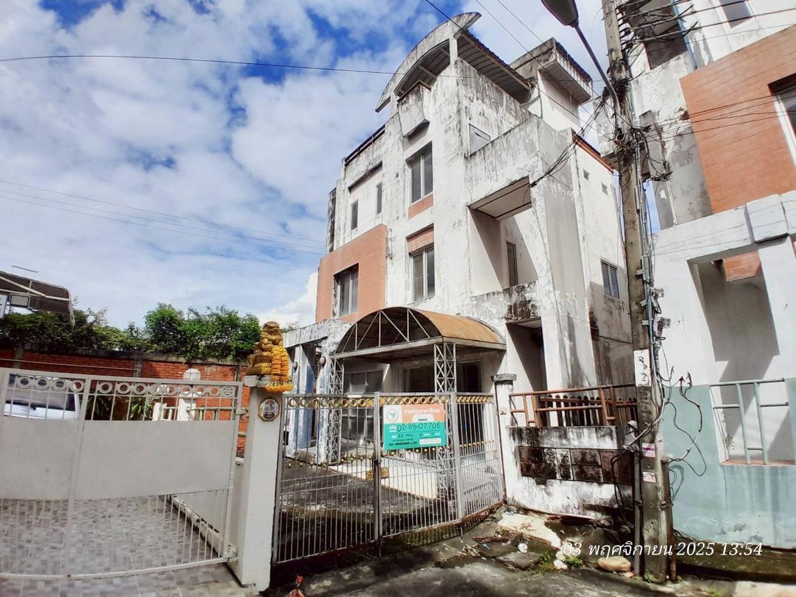 บ้านเดี่ยว บางกะปิ กรุงเทพมหานคร
