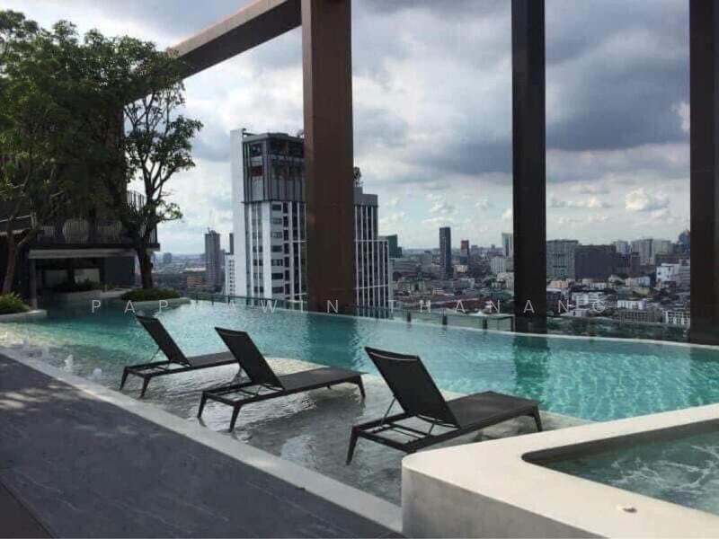Whizdom Avenue Ratchada-Ladprao, Bangkok