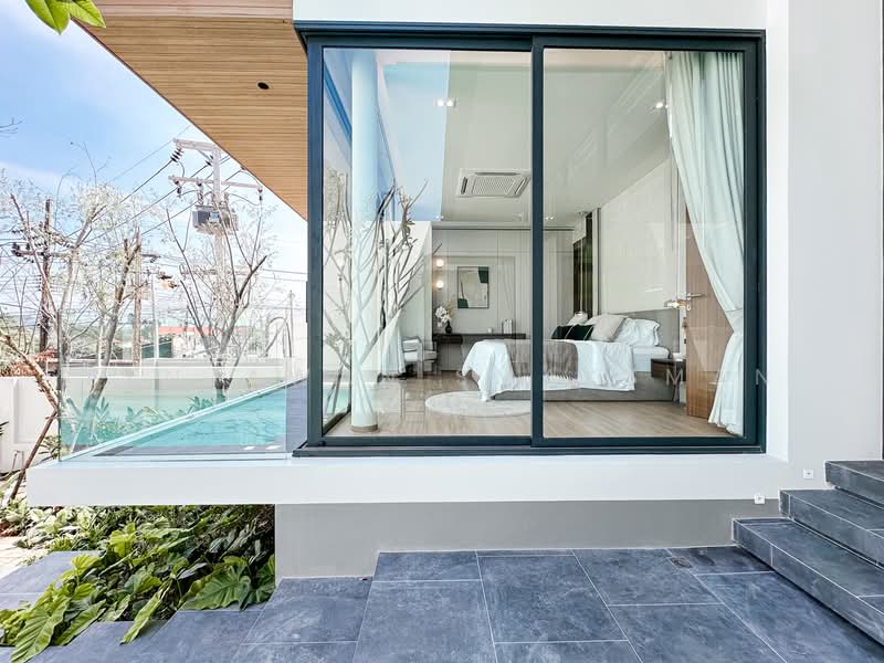 For sale villa at Amber Chamber, Phuket