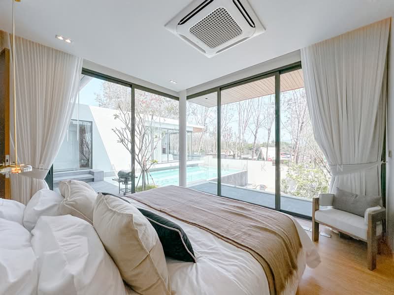 For sale villa at Amber Chamber, Phuket